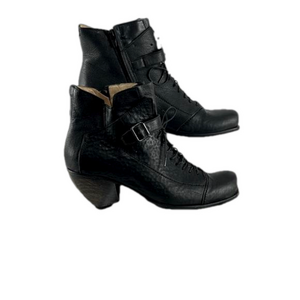 Roda Italian-Made Witchy Leather Boots w/ Geometric Wooden Block Heels EU 39.5